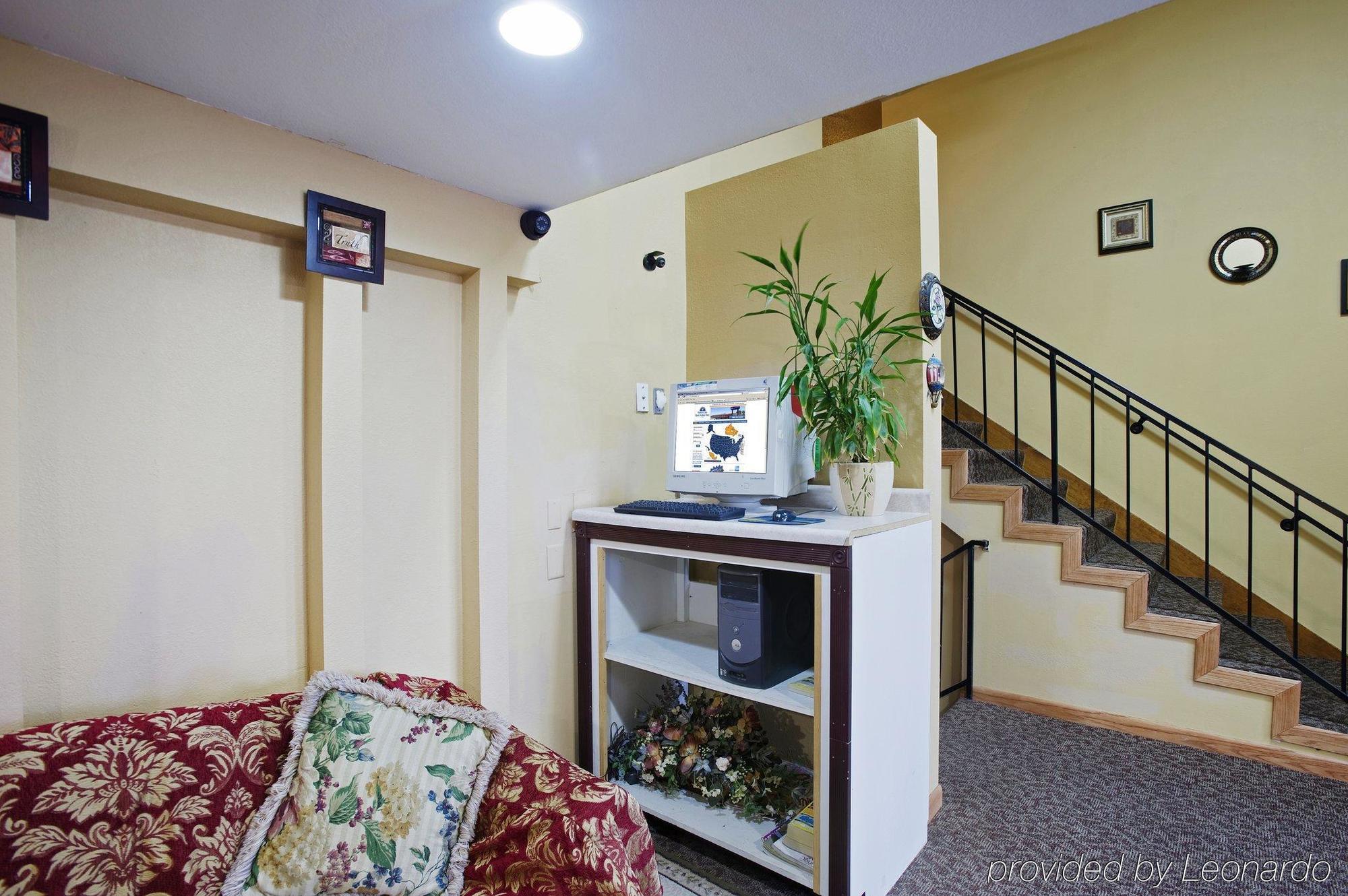 Faribault Hometown Inn & Suites Room photo